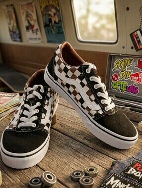 Vans Ward Low Top Checkerboard Skate Shoes Black Brown Youth Size 3 Y